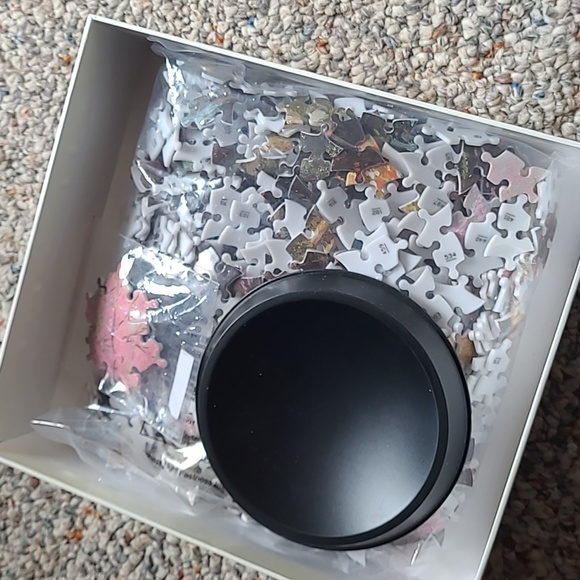 Thomas Kinkade “Painter of Light” 3-D Puzzle - Picture 3 of 3